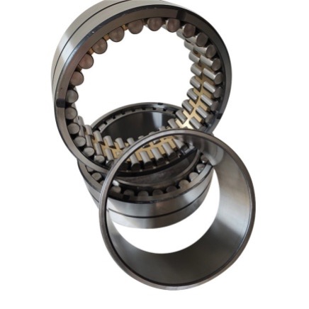 Four-row cylindrical roller bearing — separated structure